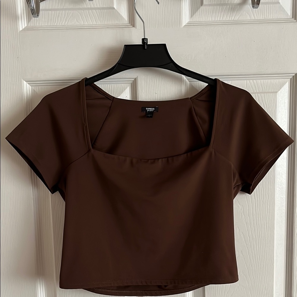 Body Contour Cropped Square Neck Tee